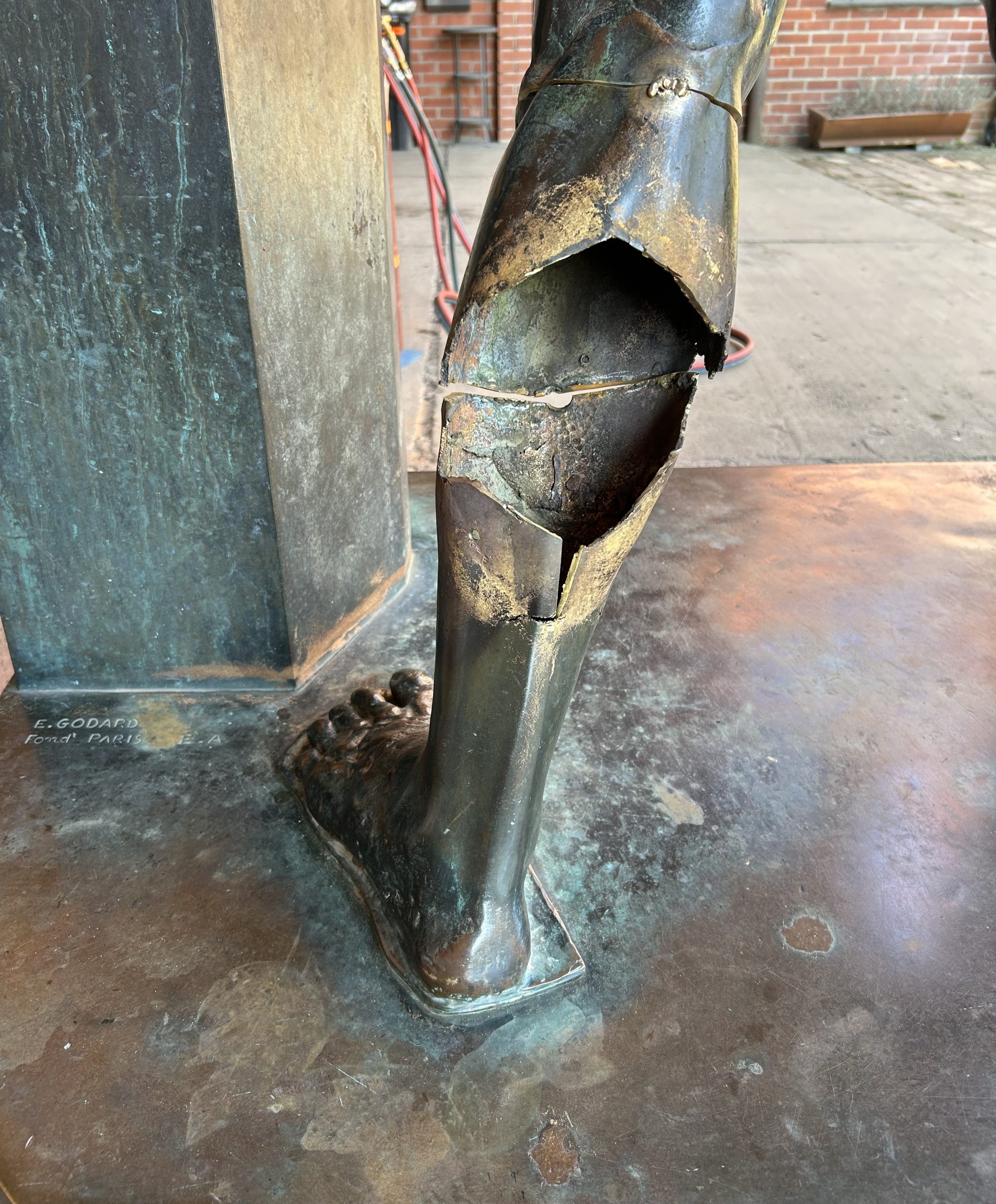 Abb_18_Bein während des Zusammenfügens